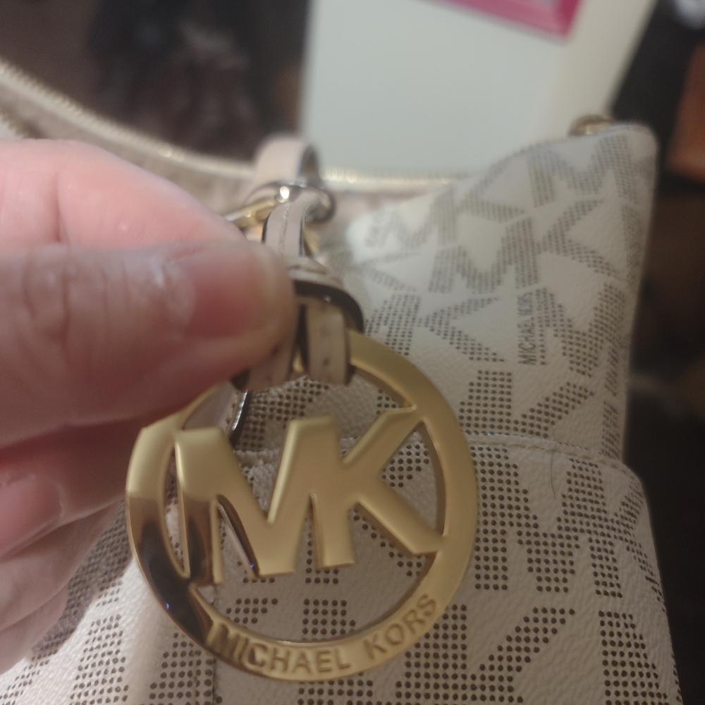 Michael Kors purse